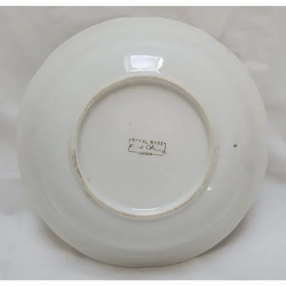 Vintage Fine China Japan - Royal Rose - Serving Vegetable Bowl 9 Inches Round - Picture 7 of 9